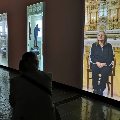 Oeuvre collective : Dénombrement, un regard sur l'incarcération au féminin (Lancement au Musée POP de Trois-Rivières, 2019)
