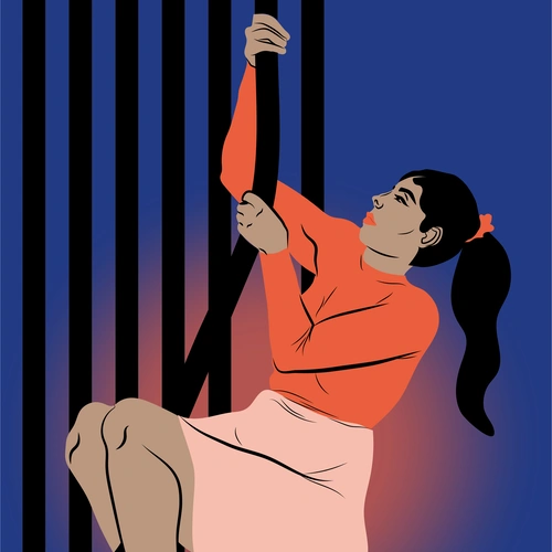 Une femme qui se hissent sur une corde
